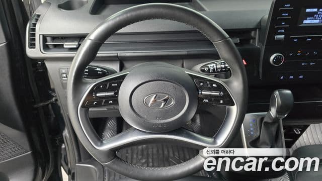 Hyundai Staria 2023 — Фото 12/20