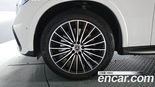 Mercedes-Benz GLC-Class 2025 — Фото 5/20