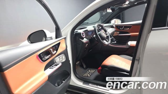 Mercedes-Benz GLC-Class 2025 — Фото 10/20