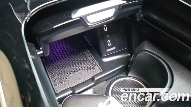 Mercedes-Benz GLC-Class 2025 — Şəkil 19/40