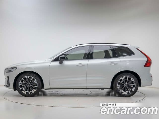 Volvo XC60 2025 — Şəkil 2/19