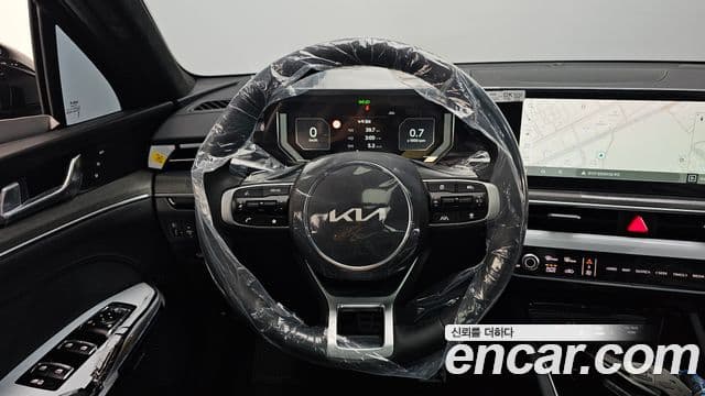 Kia K5 2026 — Şəkil 28/35