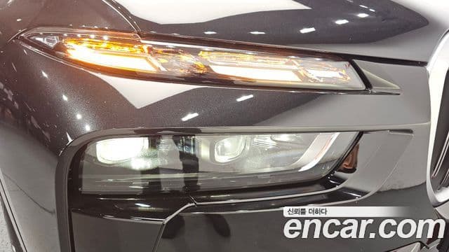 BMW X7 2026 — Photo 12/37