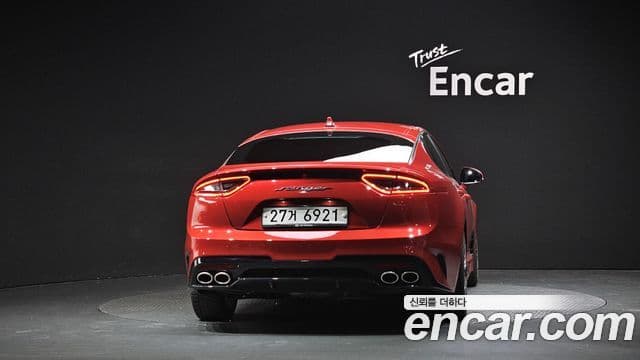 Kia Stinger 2019 — Фото 4/20
