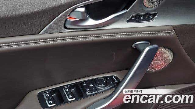 Kia Stinger 2019 — Şəkil 19/30