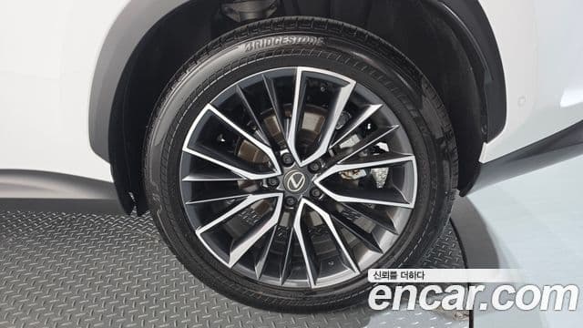 Lexus NX350h 2026 — ფოტო 10/35