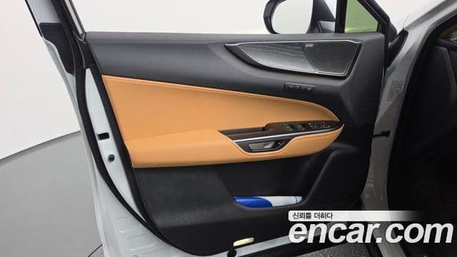 Lexus NX350h 2026 — ფოტო 18/35