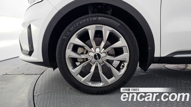 Kia Sorento 2022 — Фото 5/20