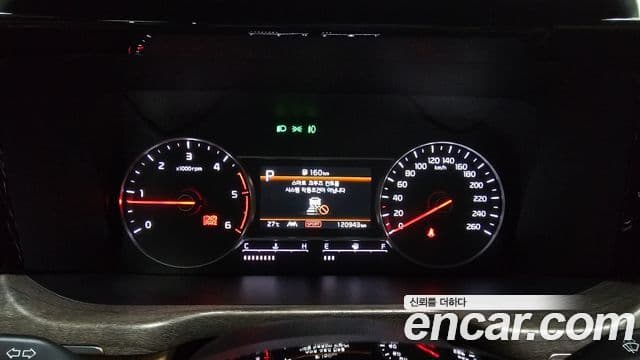 Kia Sorento 2022 — Фото 8/20