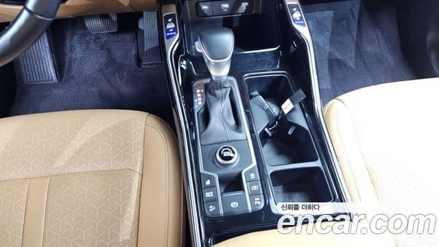 Kia Sorento 2022 — Фото 9/20