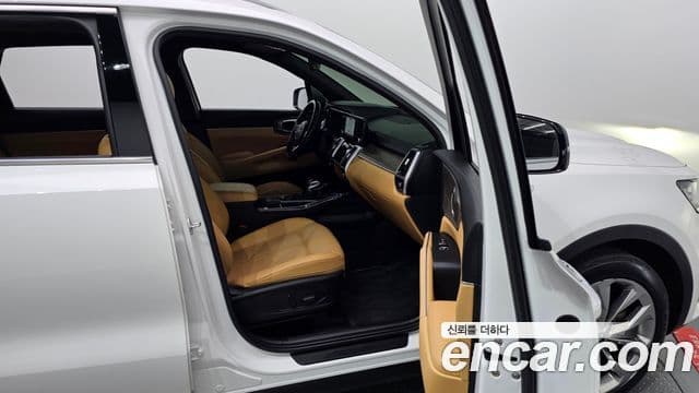 Kia Sorento 2022 — ფოტო 27/31