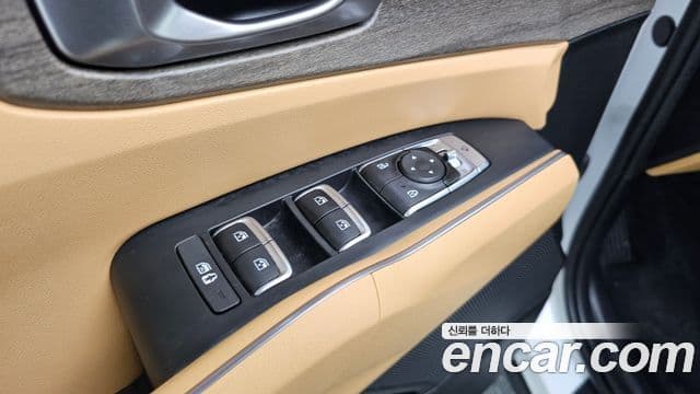 Kia Sorento 2022 — ფოტო 26/31