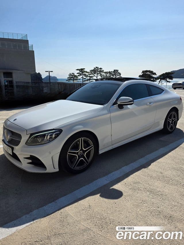 Mercedes-Benz C-Class 2022 — Фото 3/16