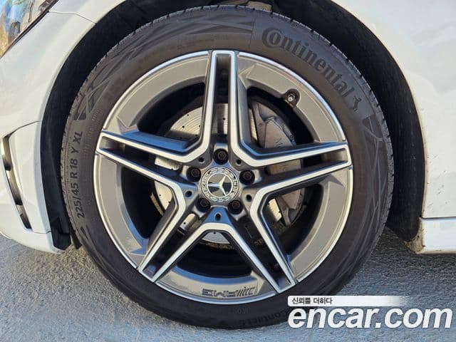 Mercedes-Benz C-Class 2022 — Фото 14/16
