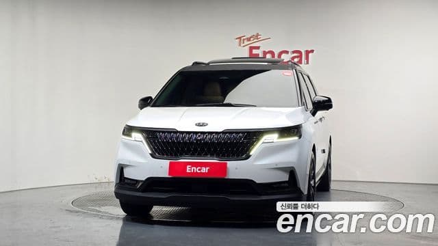 Kia Carnival 2021 — Фото 3/20