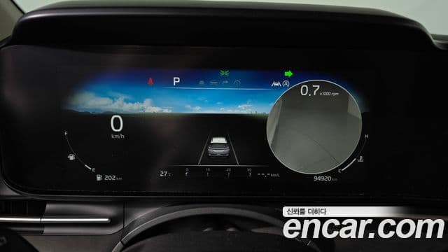 Kia Carnival 2021 — Фото 8/20