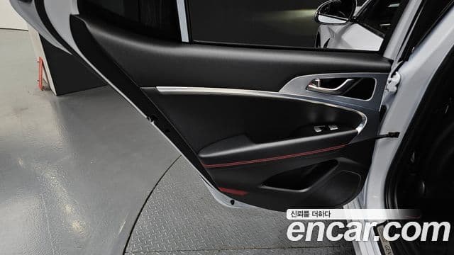Genesis G70 2018 — ფოტო 12/34
