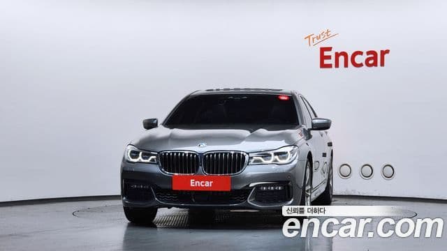 BMW 7 Series 2018 — Фото 3/20