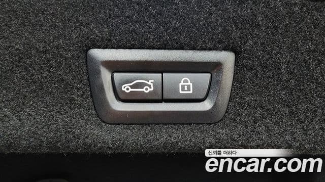 BMW 7 Series 2018 — Фото 18/20
