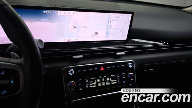 Genesis GV80 2024 — Photo 13/31