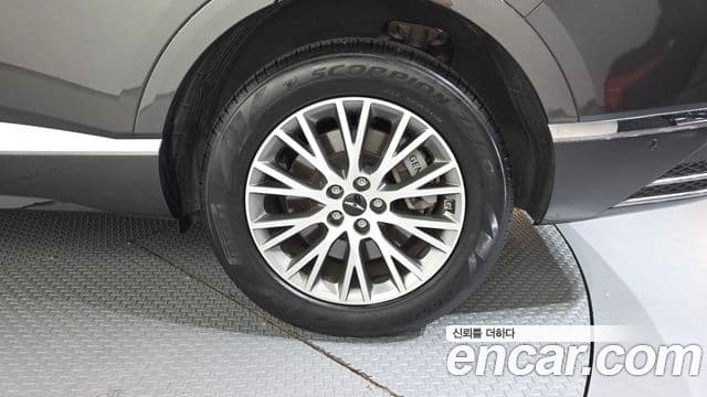Genesis GV80 2024 — Photo 17/31