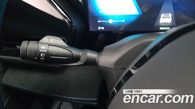 Renault Samsung Grand Koleos 2025 — ფოტო 17/34