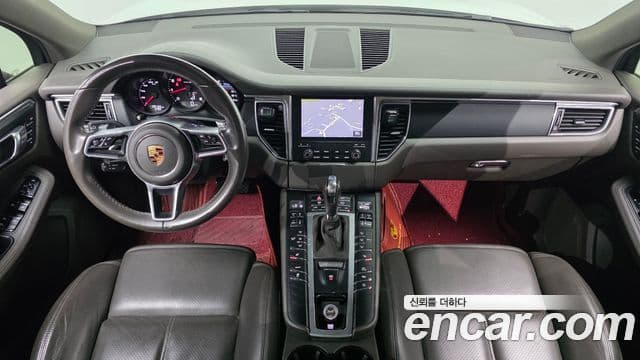 Porsche Macan 2018 — Фото 7/20
