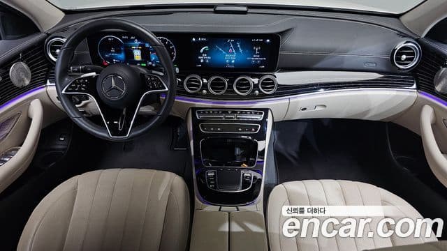 Mercedes-Benz E-Class 2023 — Фото 7/20