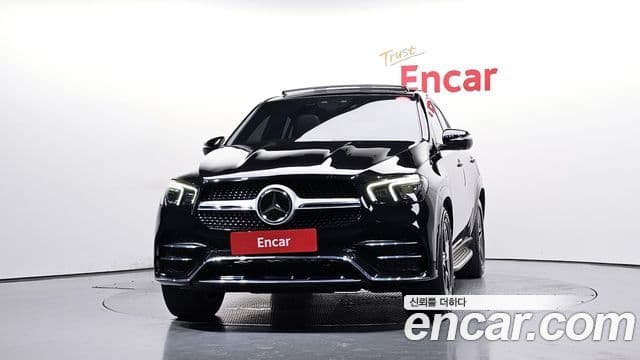 Mercedes-Benz GLE-Class 2021 — Photo 15/20