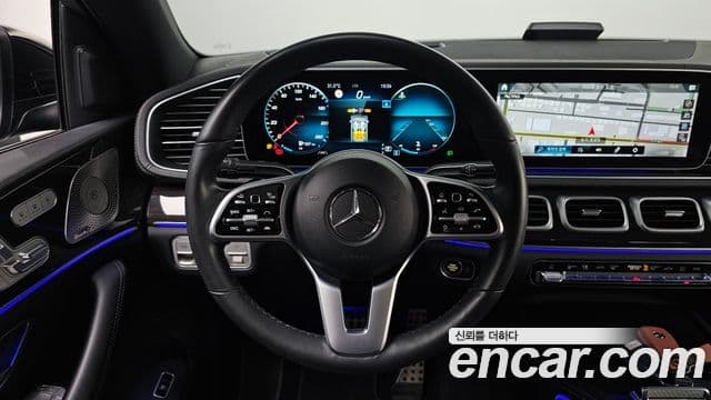 Mercedes-Benz GLE-Class 2021 — Photo 7/20