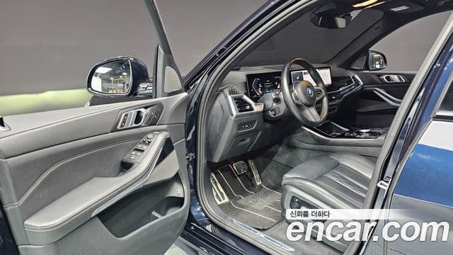 BMW X5 2023 — Фото 10/20