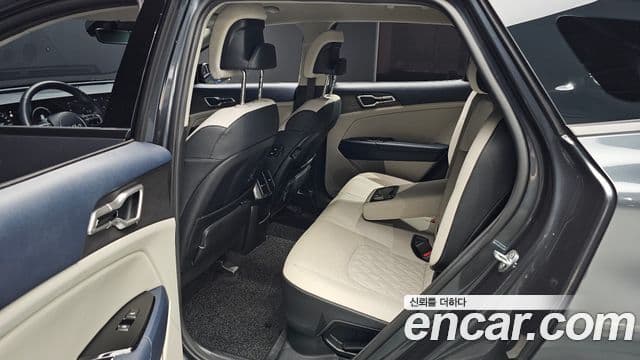 Kia Sportage 2022 — Фото 12/20