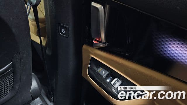Kia Carnival 2022 — Фото 19/20