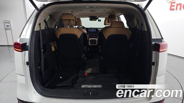 Kia Carnival 2022 — Фото 20/20