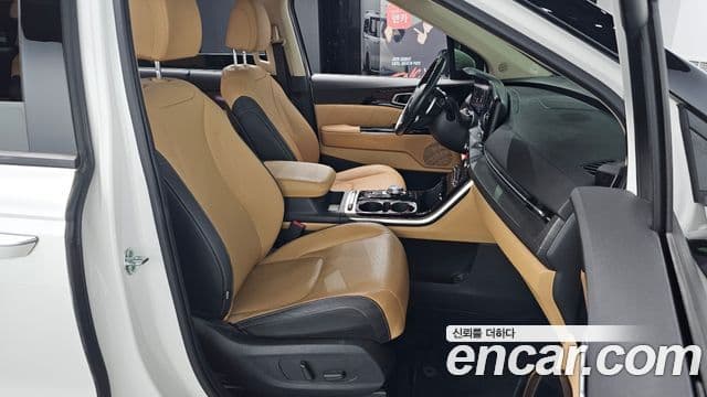 Kia Carnival 2022 — Şəkil 12/36