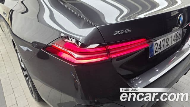 BMW 5 Series 2025 — Şəkil 2/32