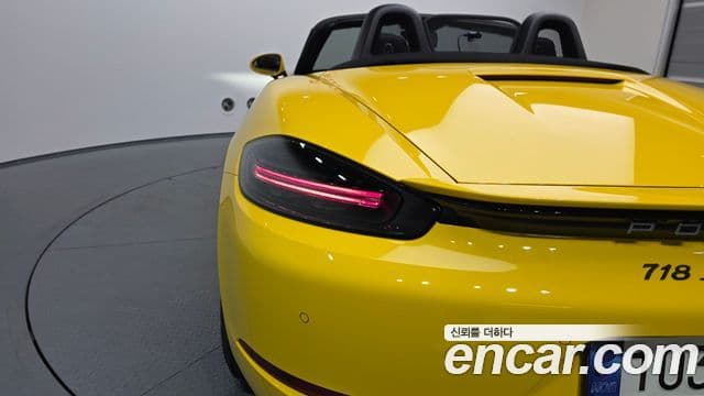 Porsche 718 Boxster 2021 — Photo 13/33