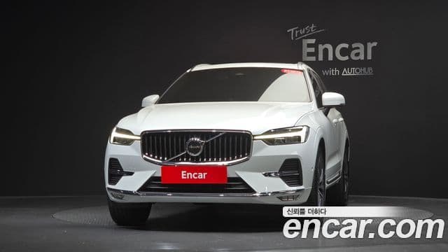 Volvo XC60 2021 — Фото 3/20