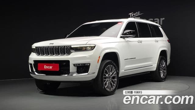 Jeep Grand Cherokee 2023 — Фото 1/20
