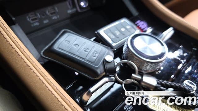 Jeep Grand Cherokee 2023 — Photo 36/44