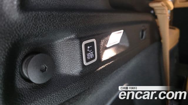 Jeep Grand Cherokee 2023 — Photo 23/44
