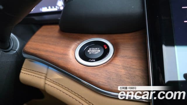 Jeep Grand Cherokee 2023 — Photo 14/44