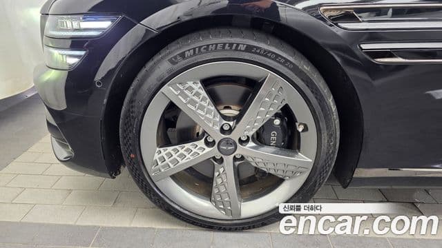 Genesis G80 2025 — Photo 11/34