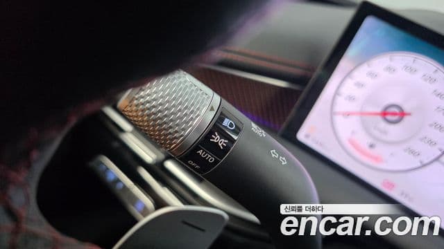 Genesis G80 2025 — Photo 16/34
