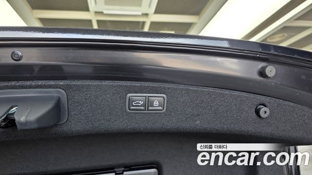 Genesis G80 2025 — Photo 18/34
