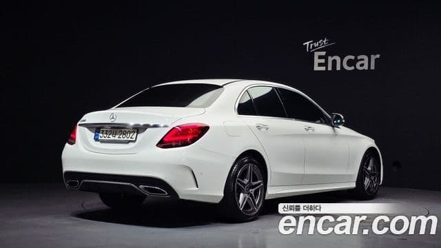 Mercedes-Benz C-Class 2021 — Фото 2/20