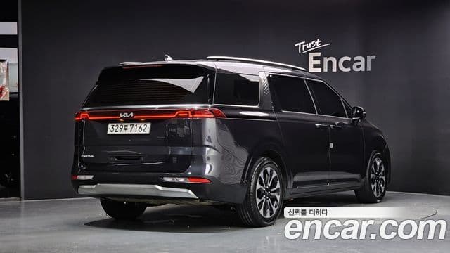 Kia Carnival 2022 — Фото 2/20