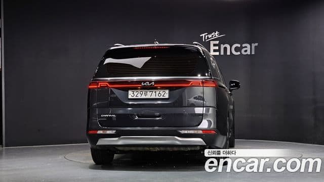 Kia Carnival 2022 — Фото 4/20