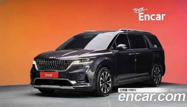 Kia Carnival 2022 — Фото 1/20