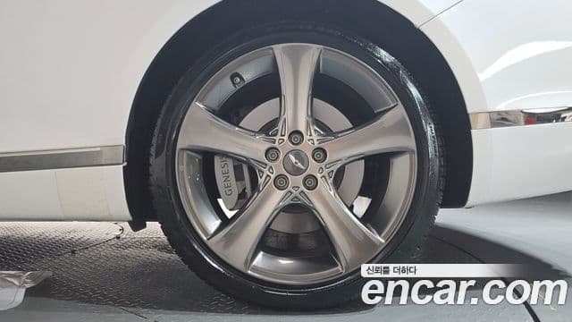 Genesis G80 2023 — Şəkil 24/42